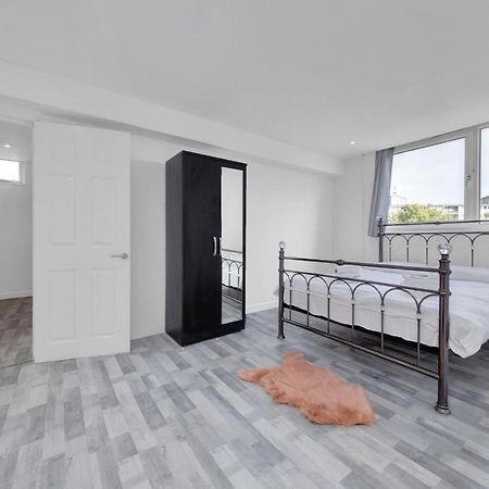 לונדון Suites By Rehoboth - Overcomers- Deptford מראה חיצוני תמונה