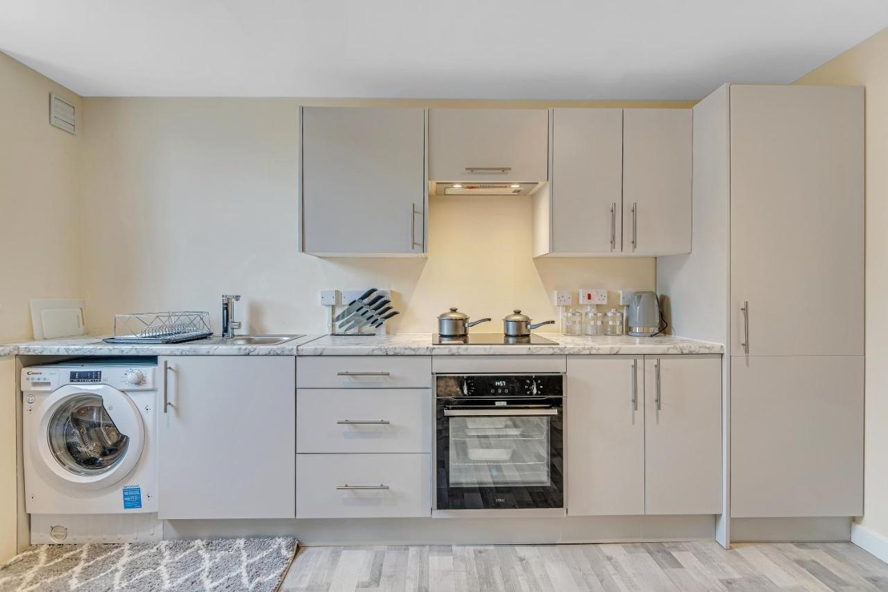 לונדון Suites By Rehoboth - Overcomers- Deptford מראה חיצוני תמונה