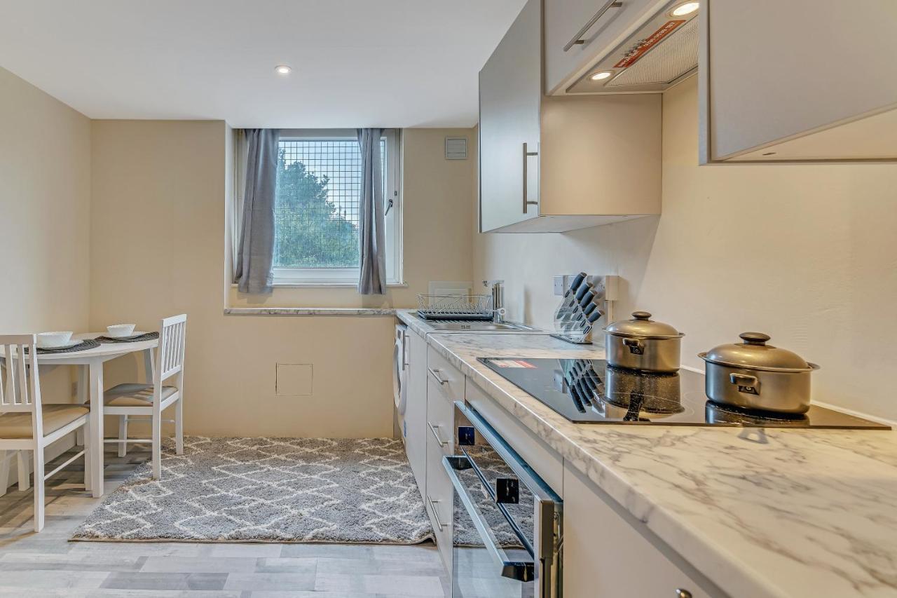 לונדון Suites By Rehoboth - Overcomers- Deptford מראה חיצוני תמונה