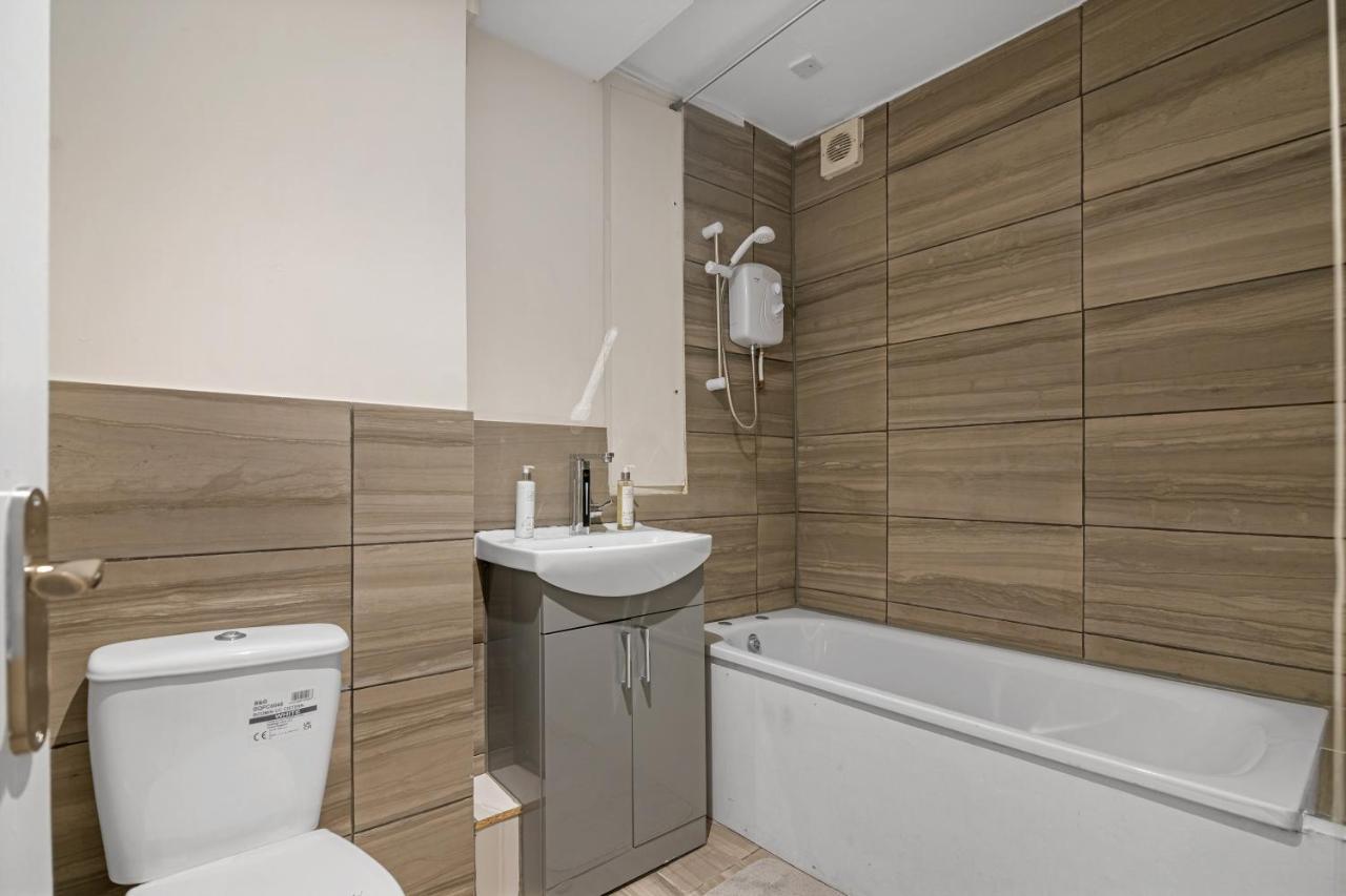 לונדון Suites By Rehoboth - Overcomers- Deptford מראה חיצוני תמונה